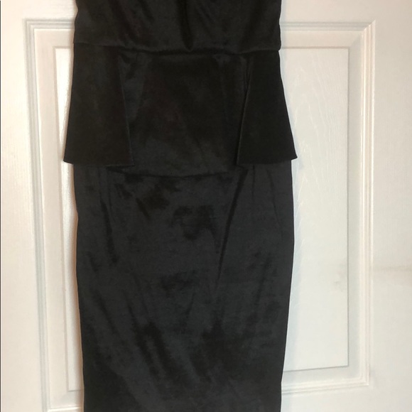 CACHE Black Lace Peplum Dress Size 2 - Picture 4 of 6